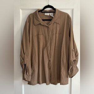 White Stag Women's Plus Stretch Tan Button-Up Size 22W/24W